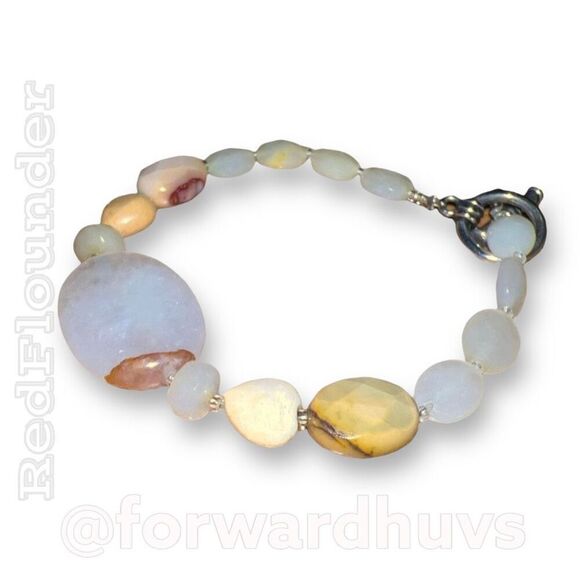 Natural Stone Bracelet with Oval Centerpiece - Silvertone Toggle - Picture 1 of 8